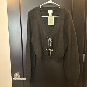 H&M Crop Sweater